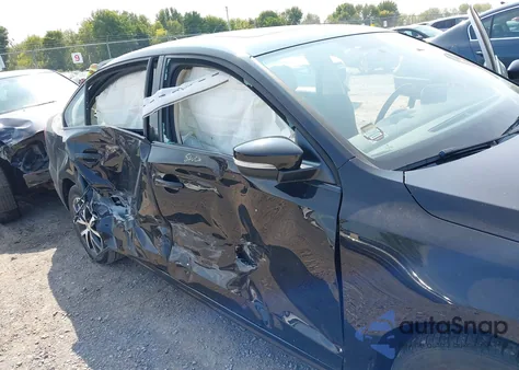 2018 Volkswagen Jetta 1.4T Se/1.4T Wolfsburg Edition from USA, damaged, VIN 3VWDB7AJ3JM256639